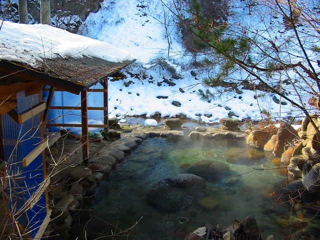 湯の平温泉 松泉閣の露天風呂